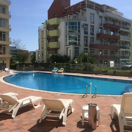 Vp Sunset Beach 2 Apartmán *